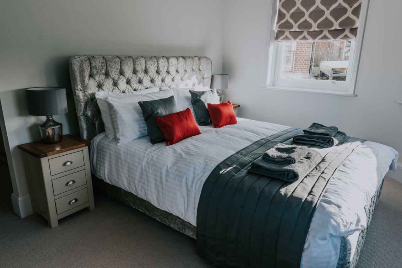 Cavendish House With Secure, Allocated Parking, 2 Mins Walk From Windsor Castle Luaran gambar